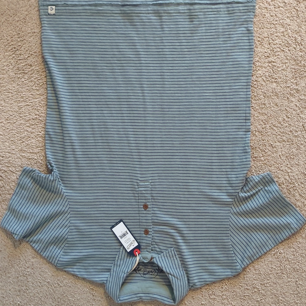 Grayers Polo Shirt. Never Worn! Size M